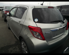 Toyota Vitz 2011