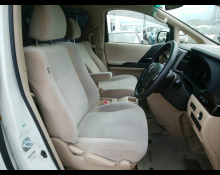 Toyota alphard 2014