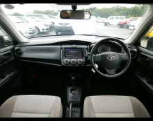 Toyota Corolla Axio 2015