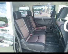 Nissan Serena 2014