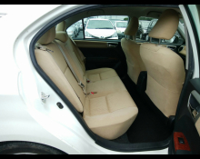 Toyota Corolla Axio 2014