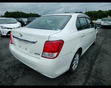 Toyota Corolla Axio 2014