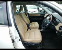 Toyota Corolla Axio 2014