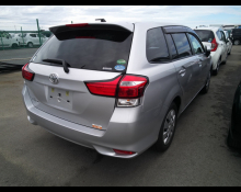 Toyota Corolla Fielder 2015
