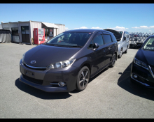 Toyota Wish 2014