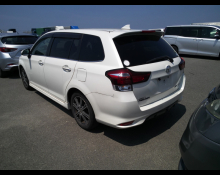 Toyota Corolla Fielder 2015