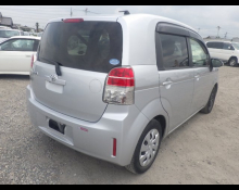 Toyota Spade 2014