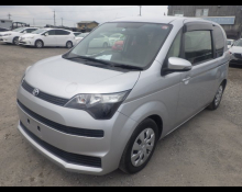 Toyota Spade 2014