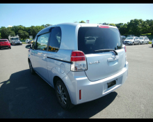 Toyota Spade 2014
