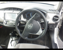 Toyota Corolla Axio 2014