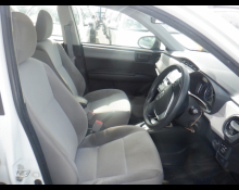 Toyota Corolla Axio 2014