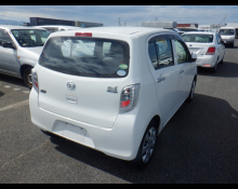 Daihatsu Mira 2014