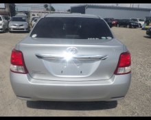 Toyota Corolla Axio 2014