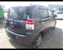Toyota Spade 2014