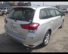 Toyota Corolla Fielder 2015