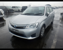 Toyota Corolla Axio 2014