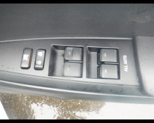 Toyota Corolla Axio 2014