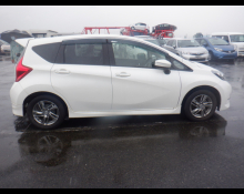 Nissan Note 2015