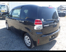 Toyota Spade 2014