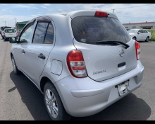 Nissan March 2011