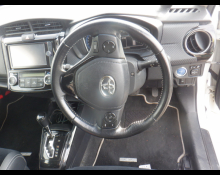 Toyota Corolla Fielder 2014