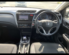 Honda Grace Hybrid 2016