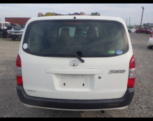 Toyota Succeed Van 2015