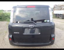 Toyota Sienta 2014