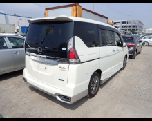 Nissan Serena 2017