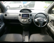 Toyota Sienta 2014