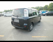 Toyota Sienta 2014