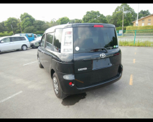 Toyota Sienta 2014