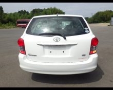 Toyota Corolla Fielder 2011