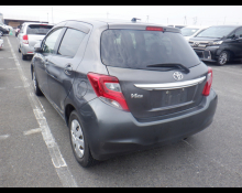 Toyota Vitz 2014