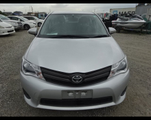 Toyota Corolla Axio 2014