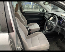 Toyota Corolla Axio 2016