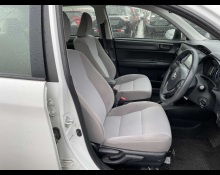 Toyota Corolla Axio 2016