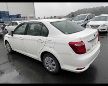 Toyota Corolla Axio 2016