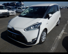 Toyota Sienta 2016