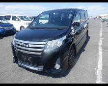Toyota Noah 2014
