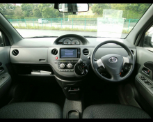 Toyota Sienta 2014