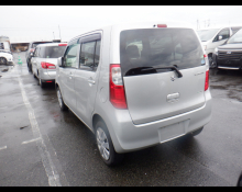 Suzuki Wagon R 2015