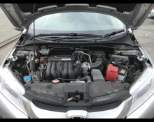 Honda Grace Hybrid 2015