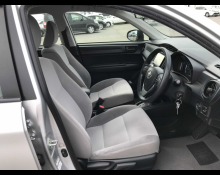 Toyota Corolla Axio 2015