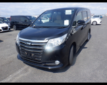 Toyota Noah 2014
