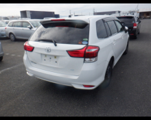 Toyota Corolla Fielder 2015