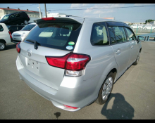 Toyota Corolla Fielder 2016