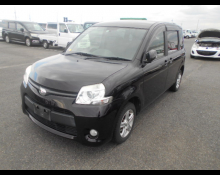Toyota Sienta 2014