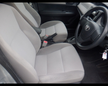 Toyota Corolla Axio 2014