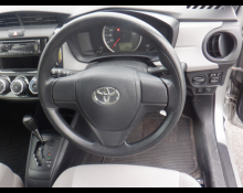 Toyota Corolla Axio 2014